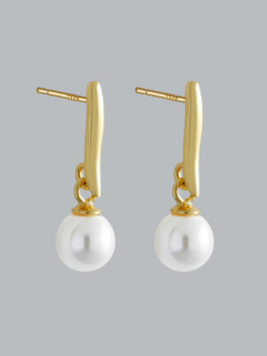 Simple Pearl Drop Stud Earring