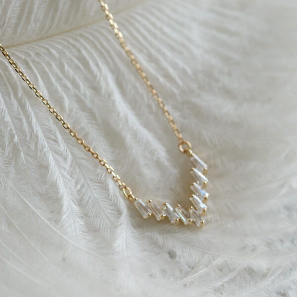Clavicle Chain V-shaped Necklace