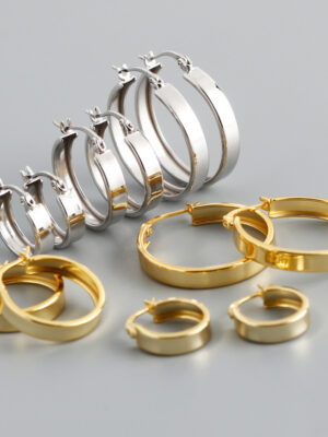Silver Wide Flat Plain Earring Clik