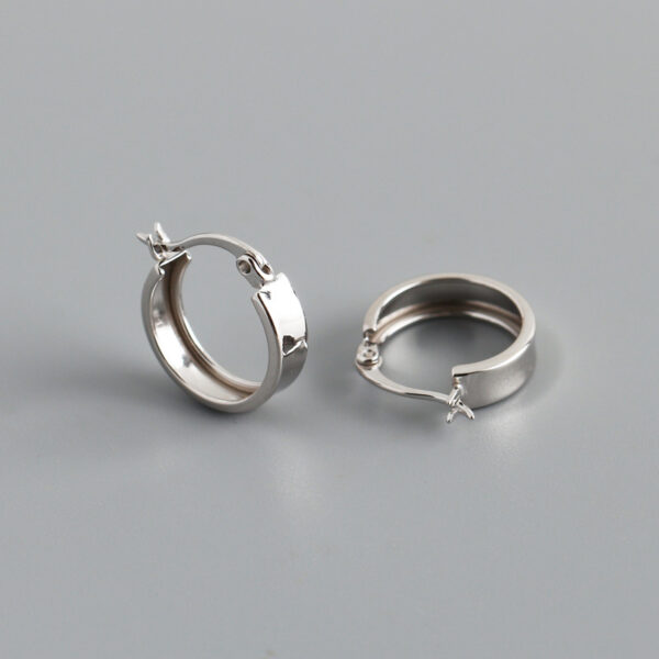 3 Silver Wide Flat Plain Earring Clik