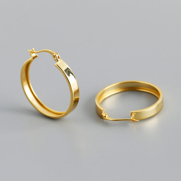 6 Silver Wide Flat Plain Earring Clik